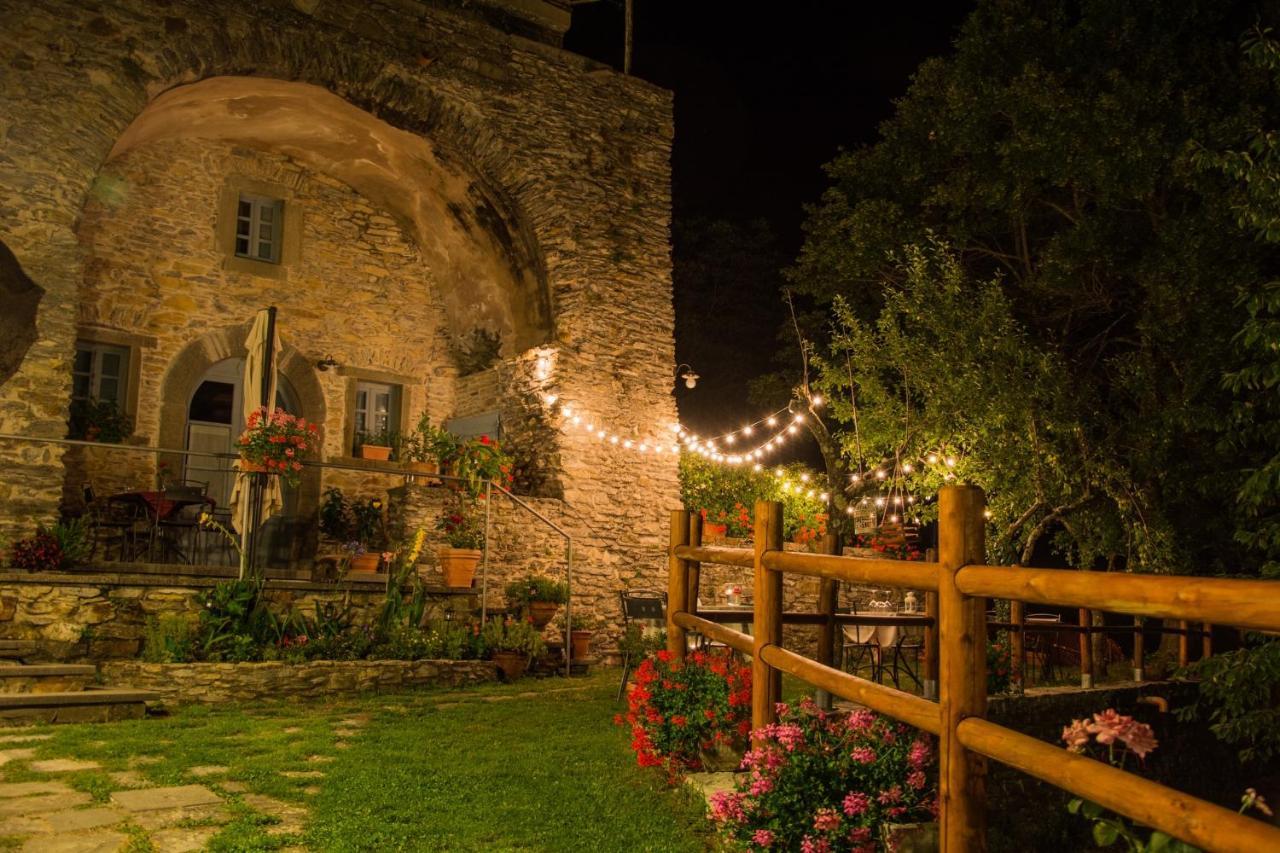 Agriturismo Casa Turchetti Comano  Экстерьер фото