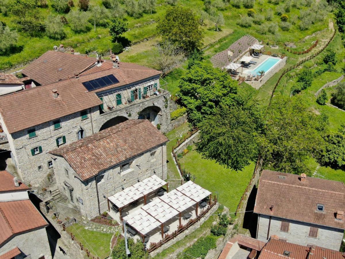 Agriturismo Casa Turchetti Comano  Экстерьер фото