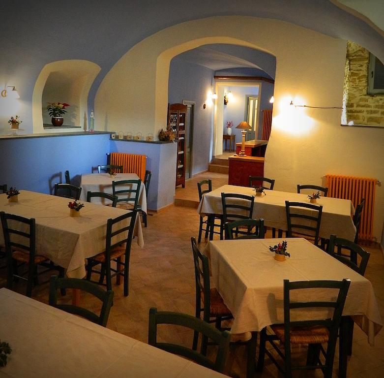Agriturismo Casa Turchetti Comano  Экстерьер фото