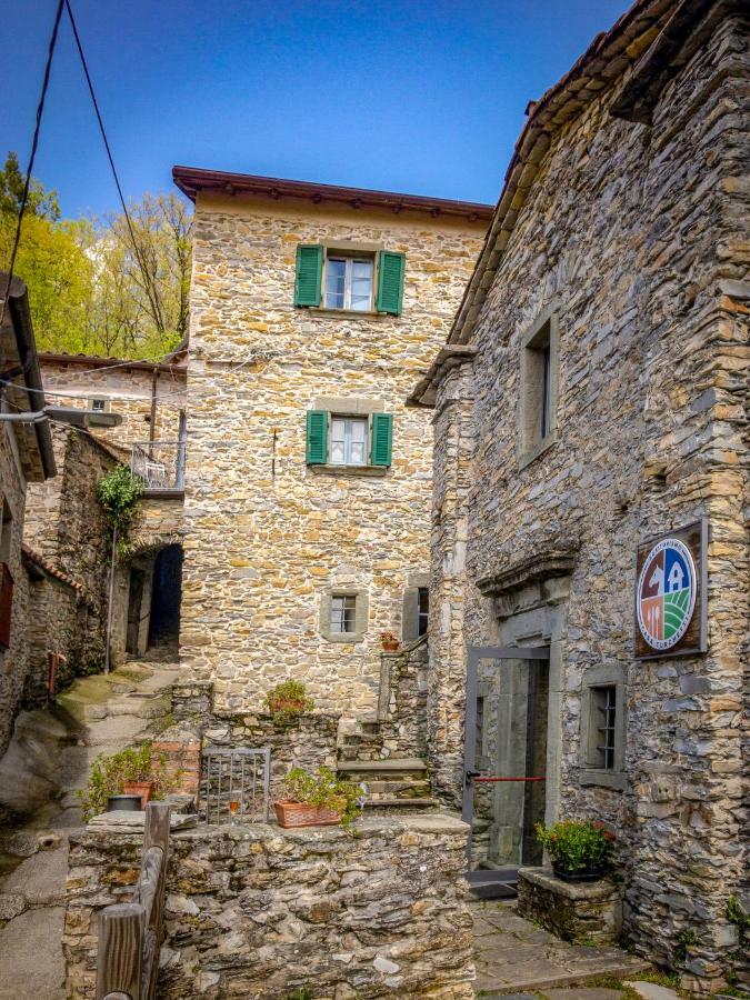 Agriturismo Casa Turchetti Comano  Экстерьер фото